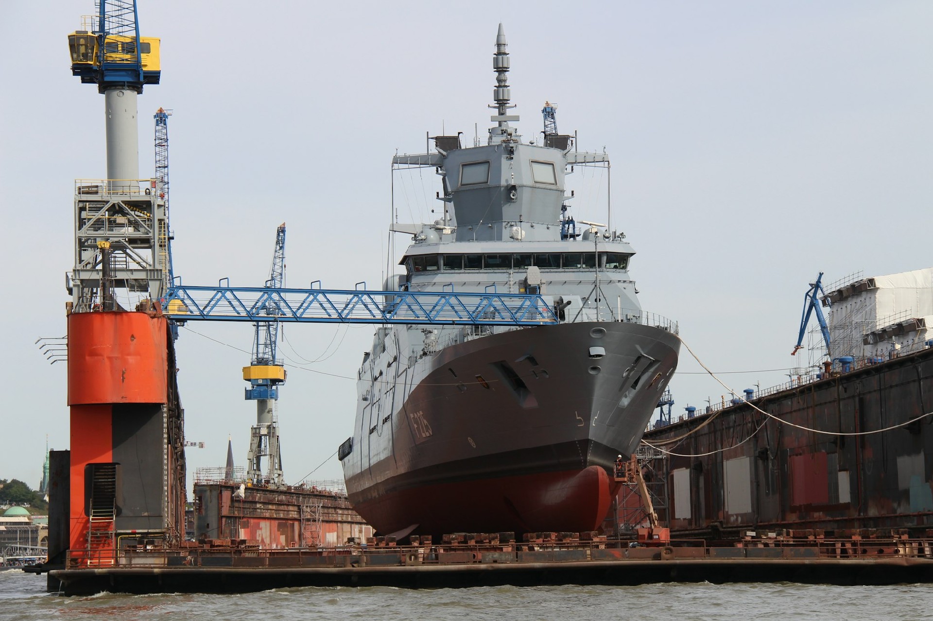 img2_ship_delivery.jpg